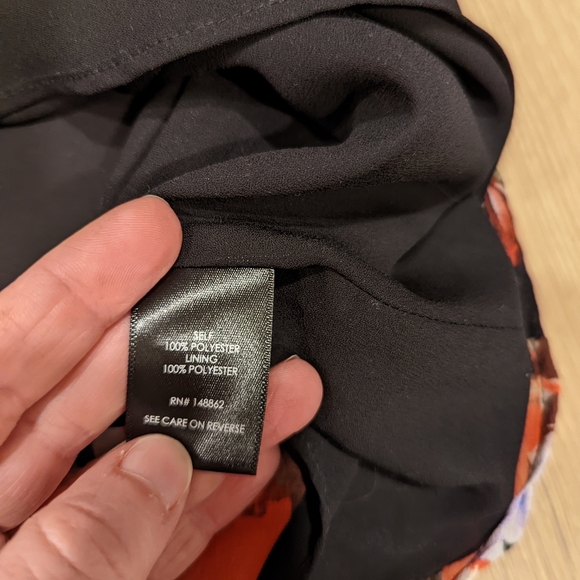 Flowy Floral Camisole - Picture 4 of 5